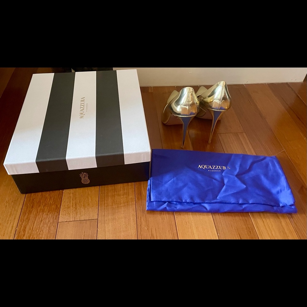 NEW Aquazzura Gold Pumps - Picture 8 of 12